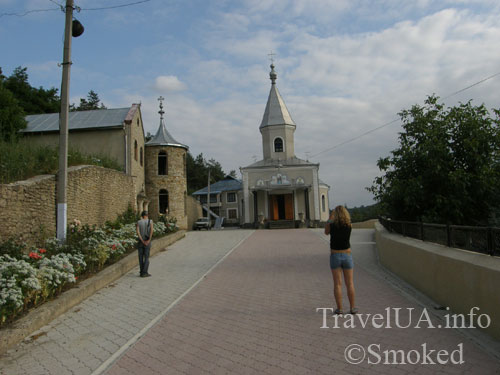 Молдова, Косэуць, монастырь