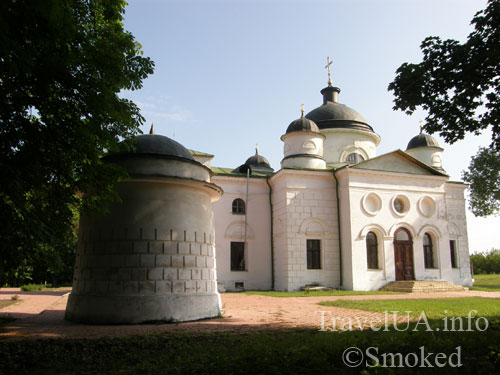дворец в Качановке, георгиевская церковь